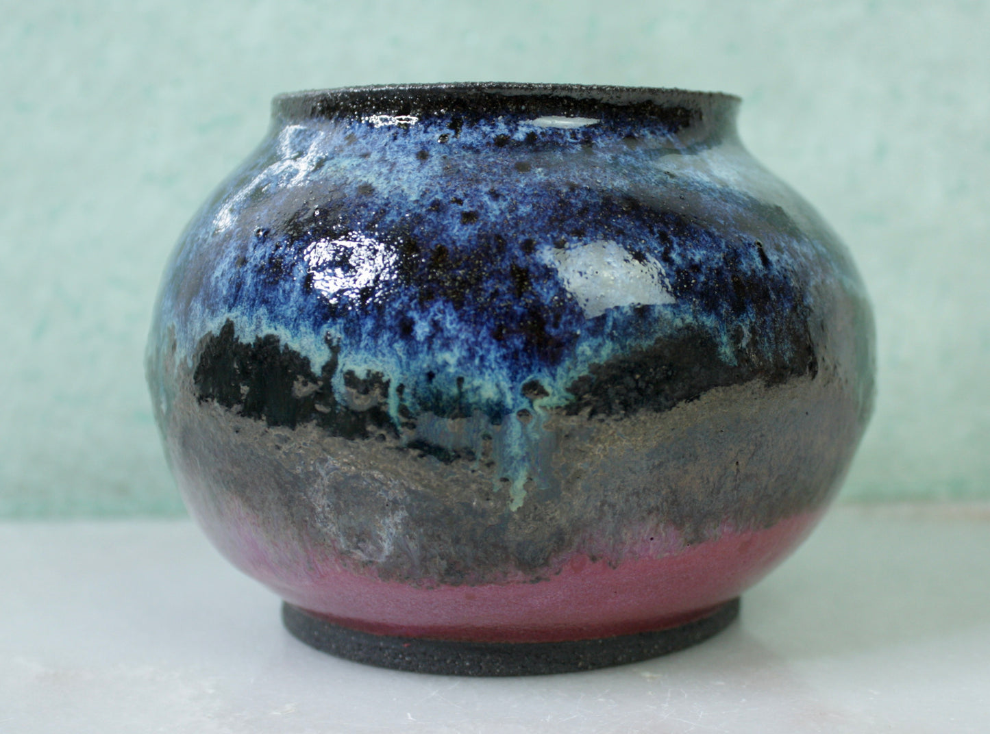 Small Orb Vase - Blue/Pink