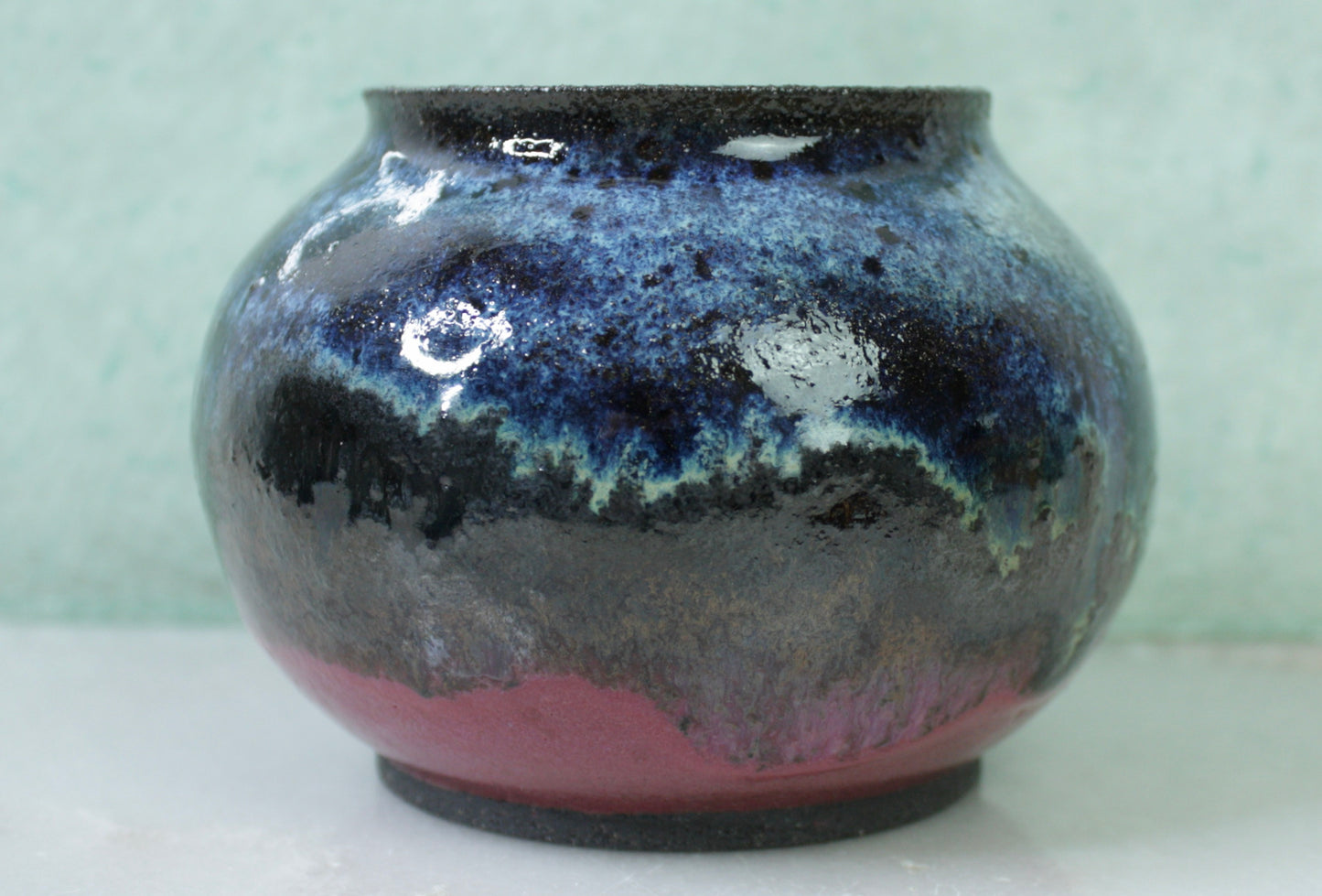 Small Orb Vase - Blue/Pink