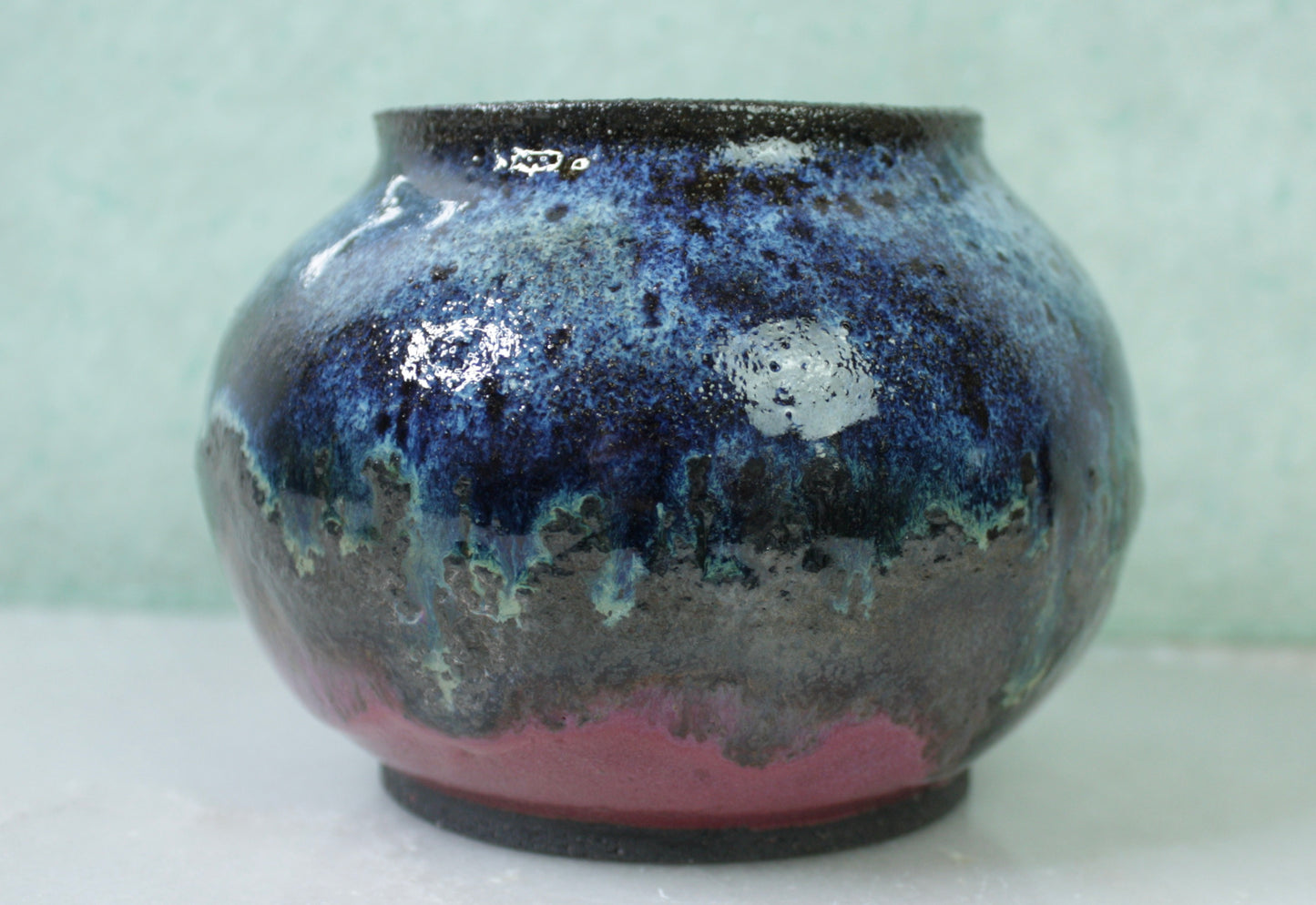 Small Orb Vase - Blue/Pink