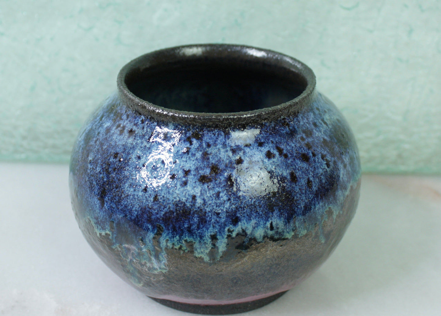 Small Orb Vase - Blue/Pink