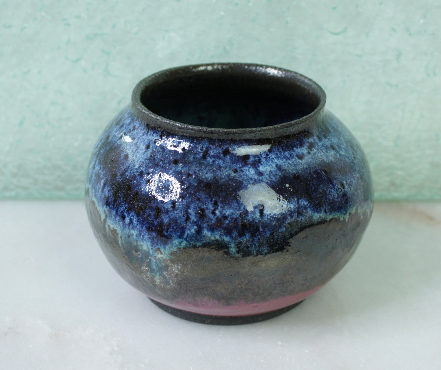 Small Orb Vase - Blue/Pink