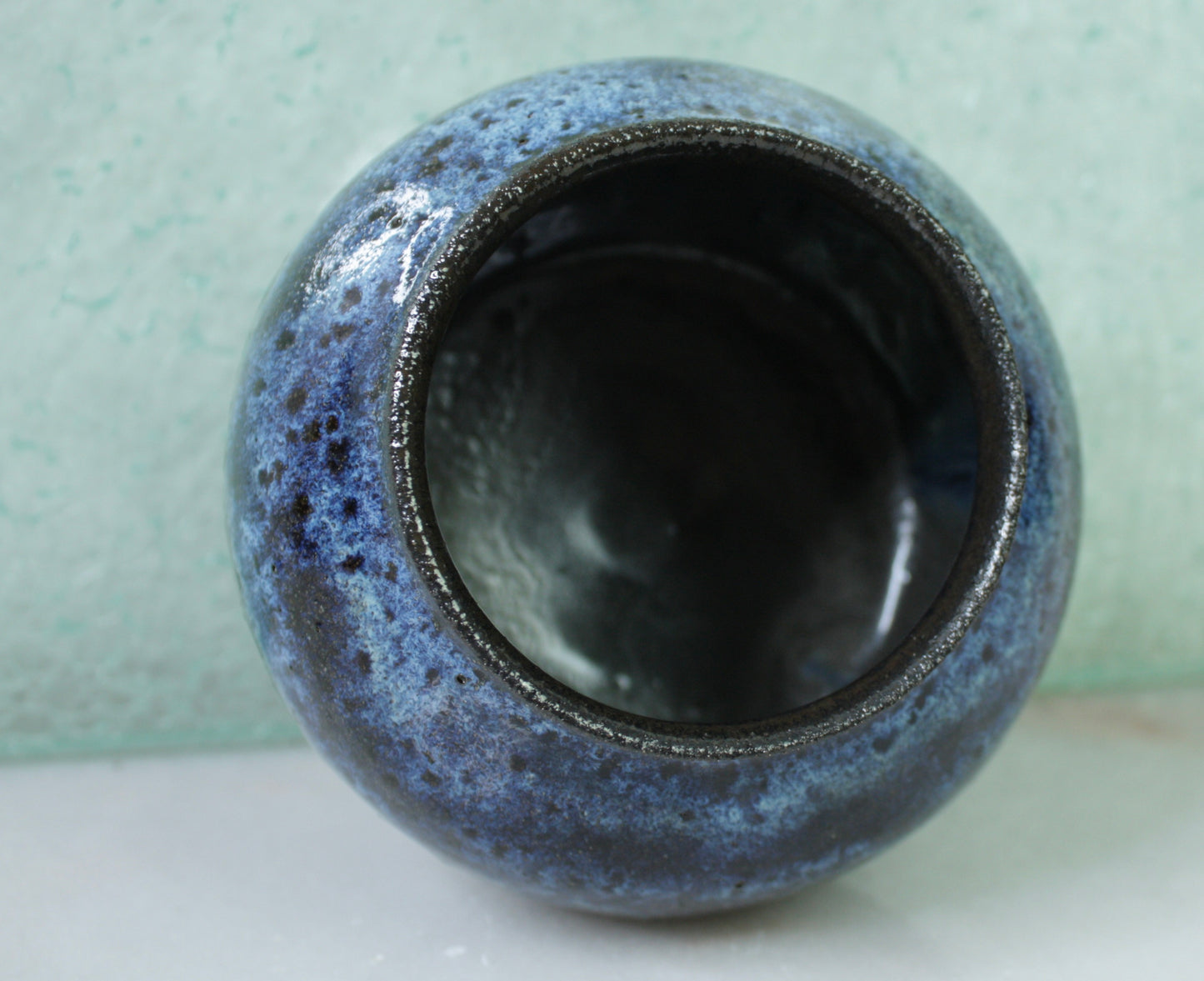 Small Orb Vase - Blue/Pink